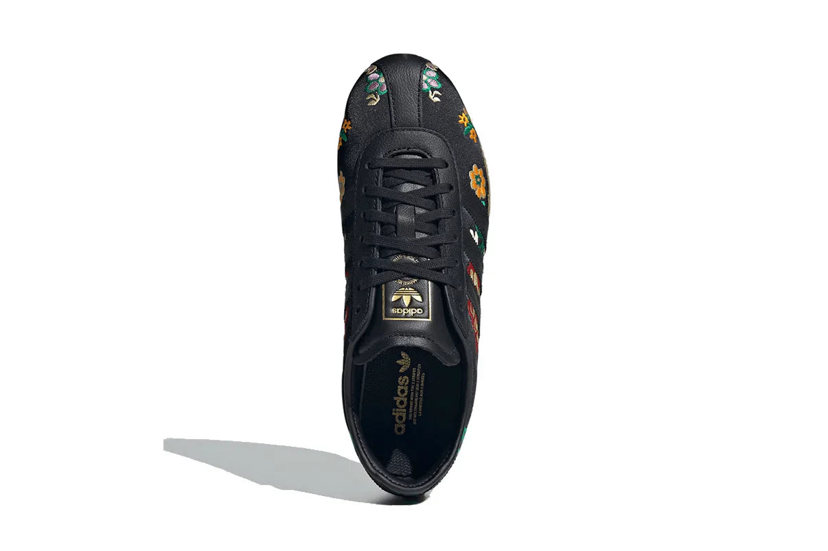Adidas Tokyo Black Floral Embroidery Preto