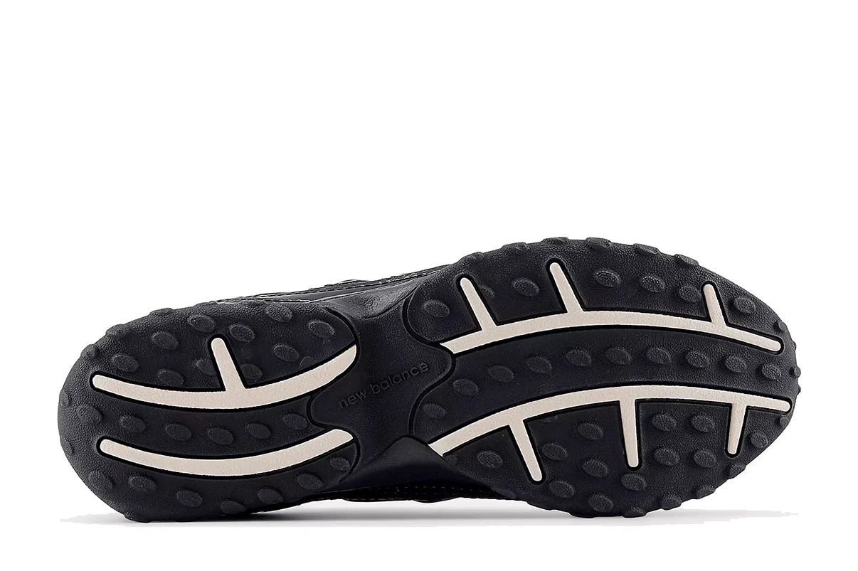 New Balance 204L Black Timberwolf Preto