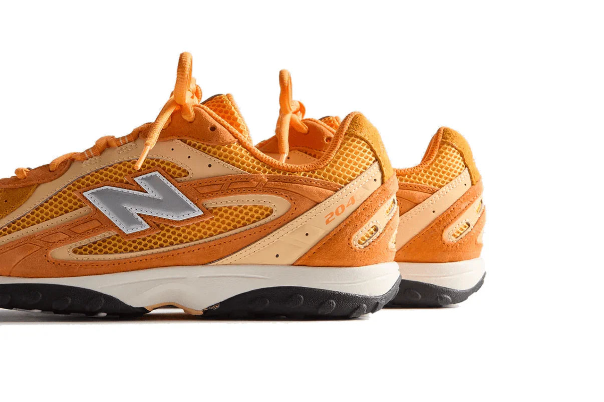 New Balance 204L Kith Orange Laranja
