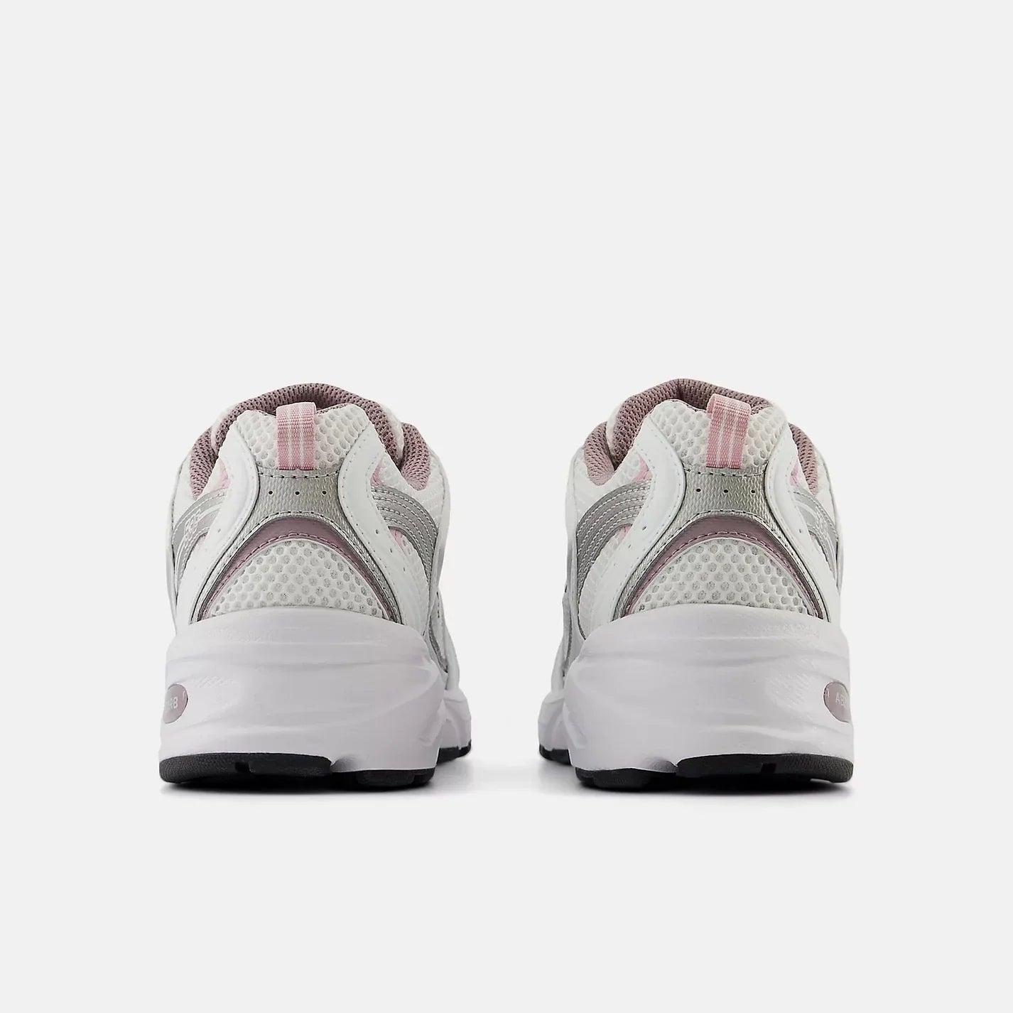 New Balance 530 Ice Wine Prata