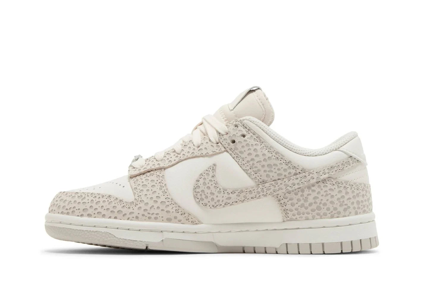 Nike Dunk Low Safari Phantom Bege