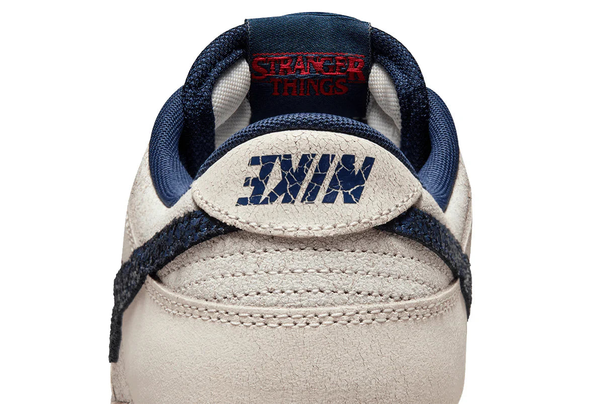 Nike Dunk Low Stranger Things Phantom Branco