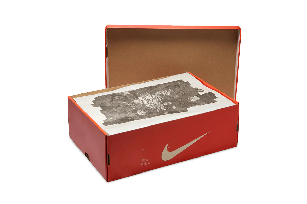 Nike Dunk Low Stranger Things Phantom Branco