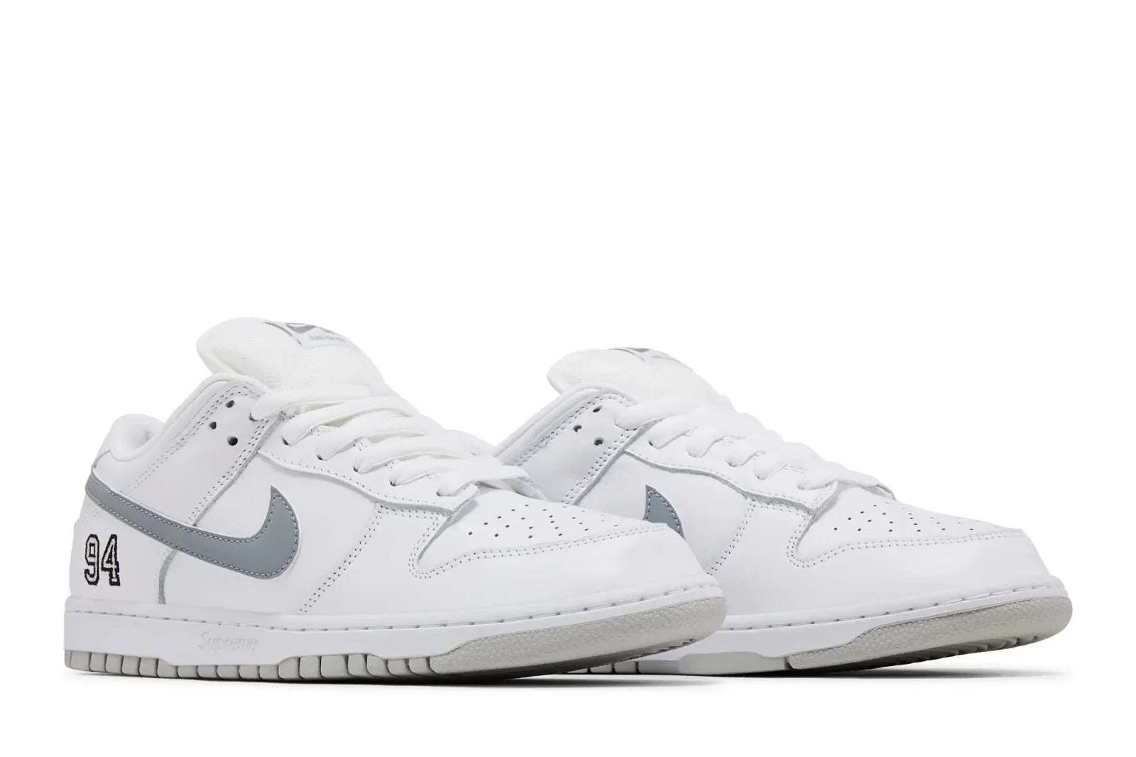Nike SB Dunk Low Supreme 94 White Metallic Silver Branco