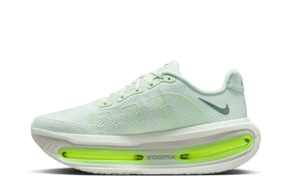 Nike Vomero Premium Barely Volt Verde